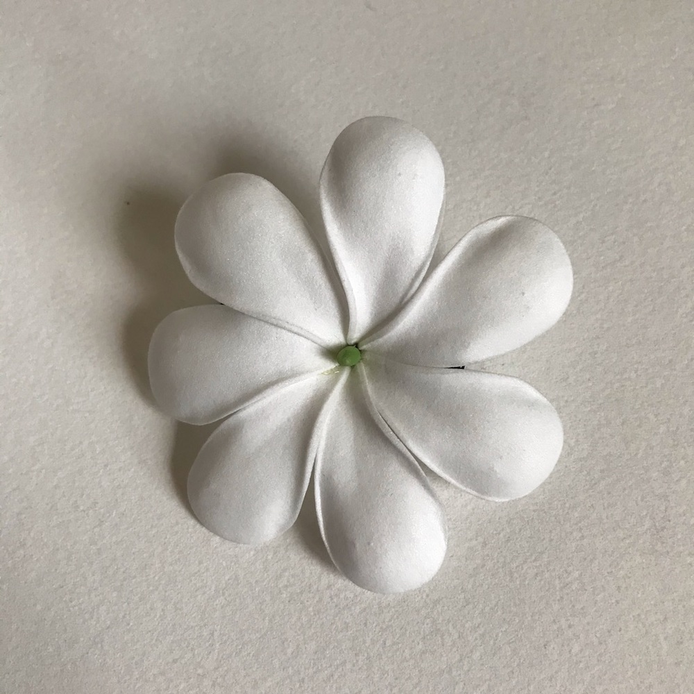 SOLD 🔥 Tiare Hair Clip Accessory from Hawai’i!